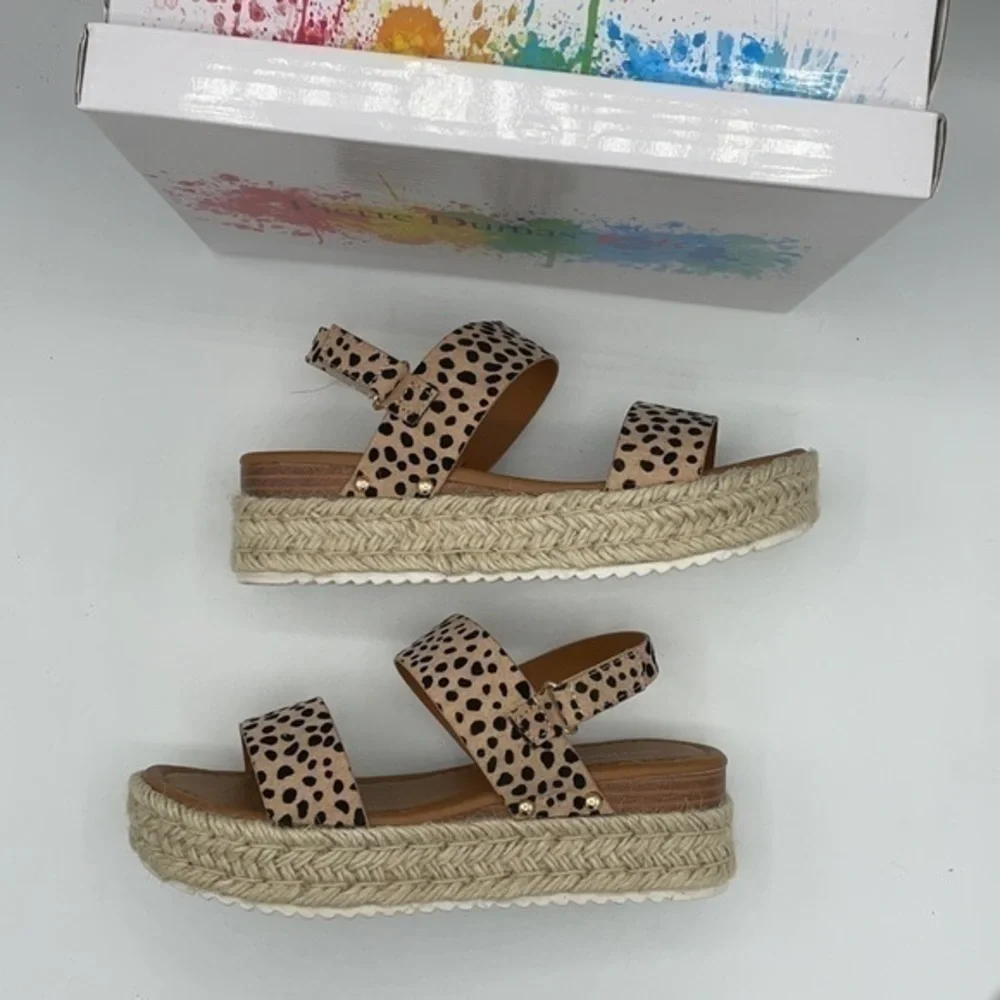 PIERRE DUMAS Cheetah Stud-Accent Magic Sandals